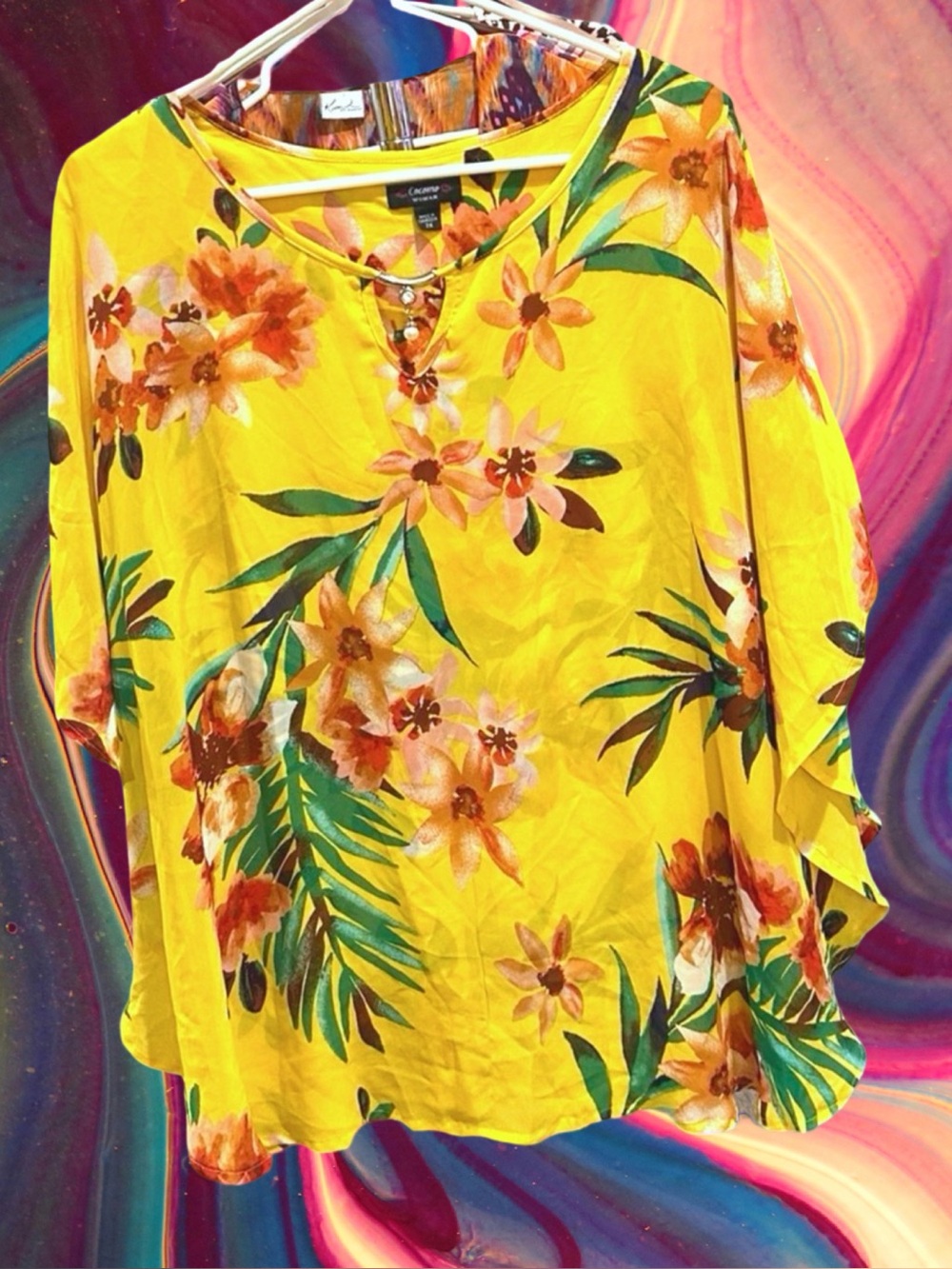 Cocomo Women’s plus-size Yellow Tropical Floral Sheer Overlay Blouse💜💜2X